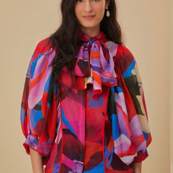 FARM RIO gorgeous NWT blouse with optional tie - Picture 1 of 10